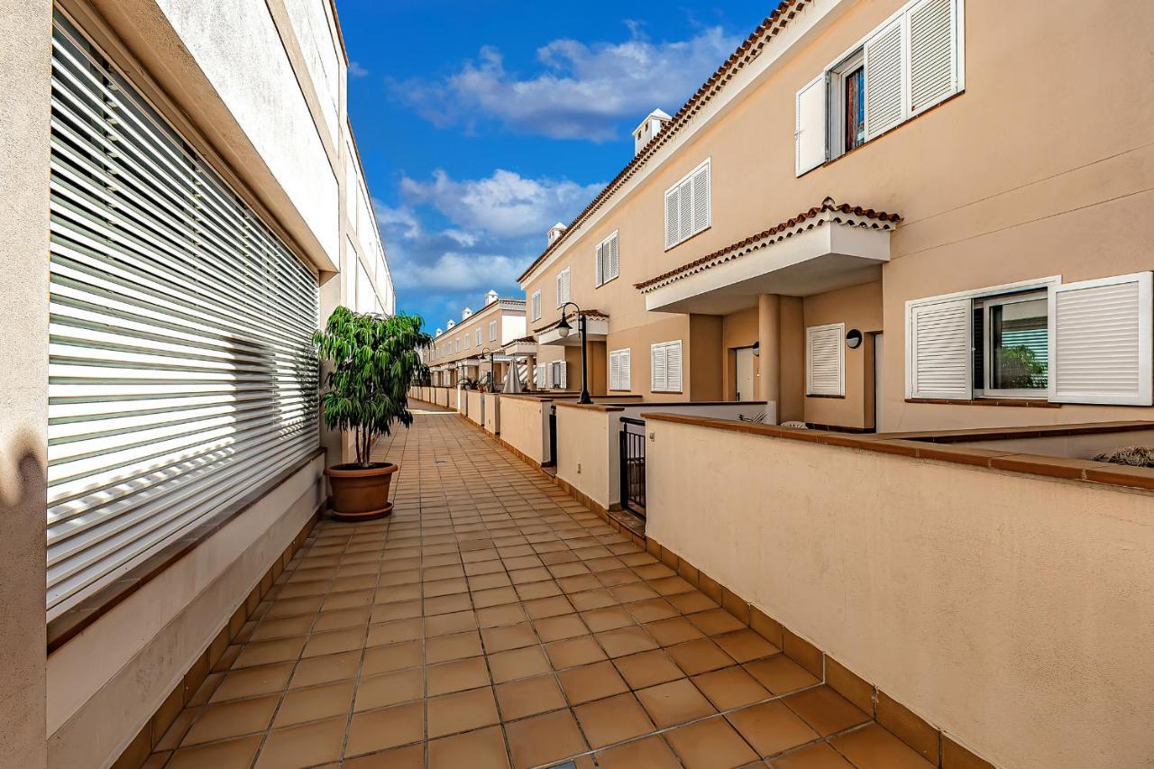 Spacious Ocean View Family Townhouse Пуерто де Сантяго Екстериор снимка